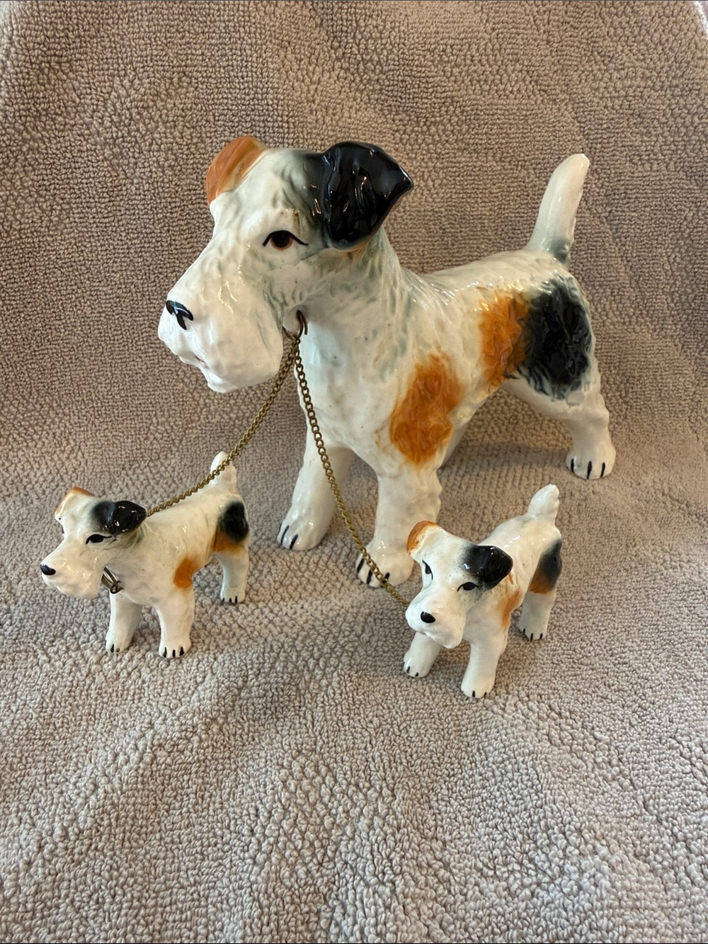 Vintage fox terrier ceramic dog trio set with chains made in Japan